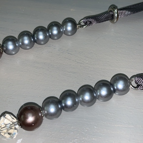 💕1928 brand vintage faux pearl and crystal long necklace - Picture 4 of 7